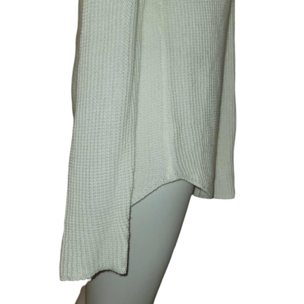 sweater - Picture 9 of 15
